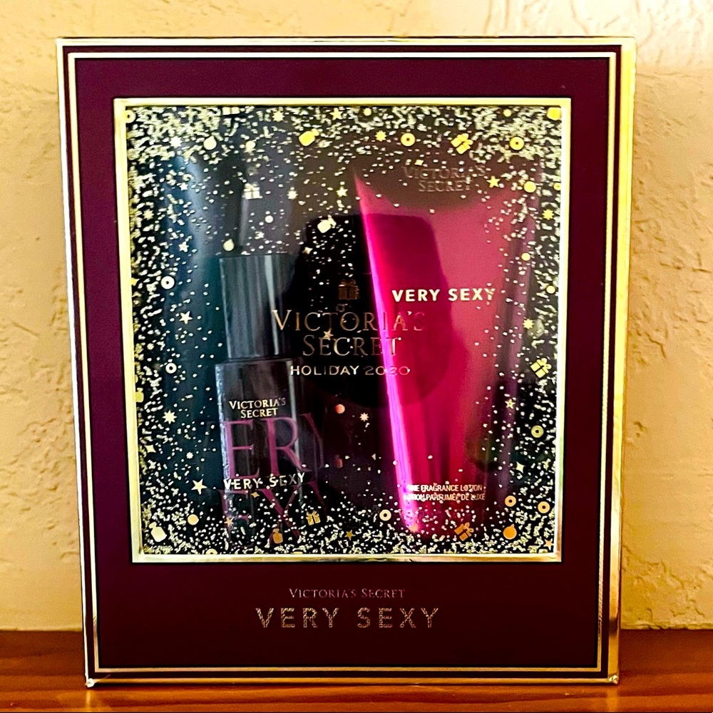 Victoria’s Secret Very Sexy Fine Fragance Mist and Lotion Set